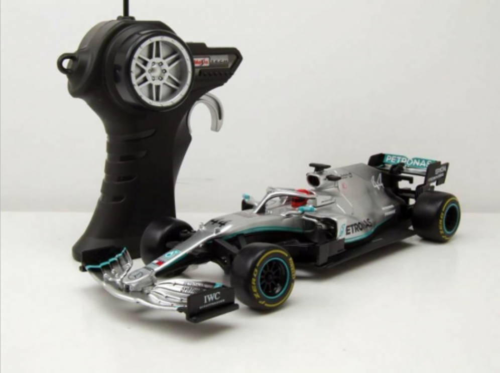 Mercedes AMG F1 W10 (R/C)